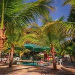 Hotel Villas diRoma com um dia de acesso no diRoma Acqua Park,