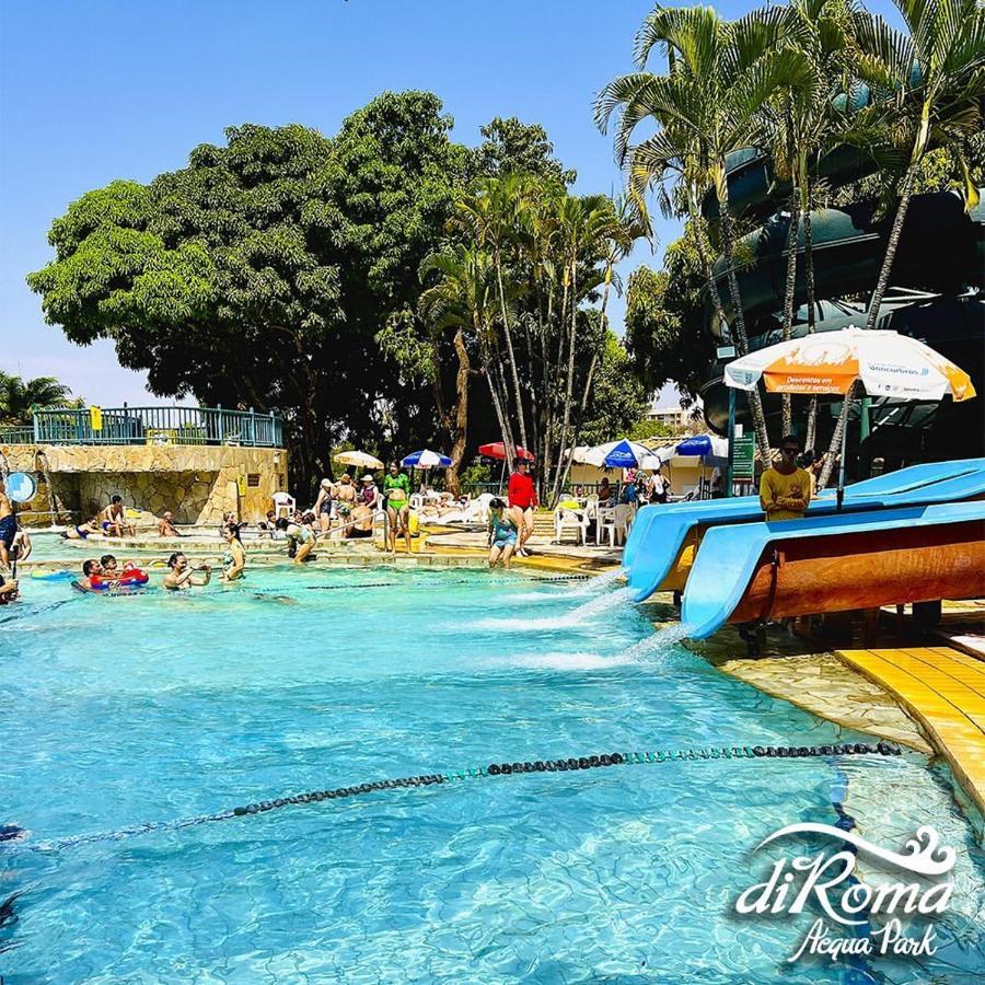 Apartamento Diroma Com Um Dia De Acesso No Diroma Acqua Park,