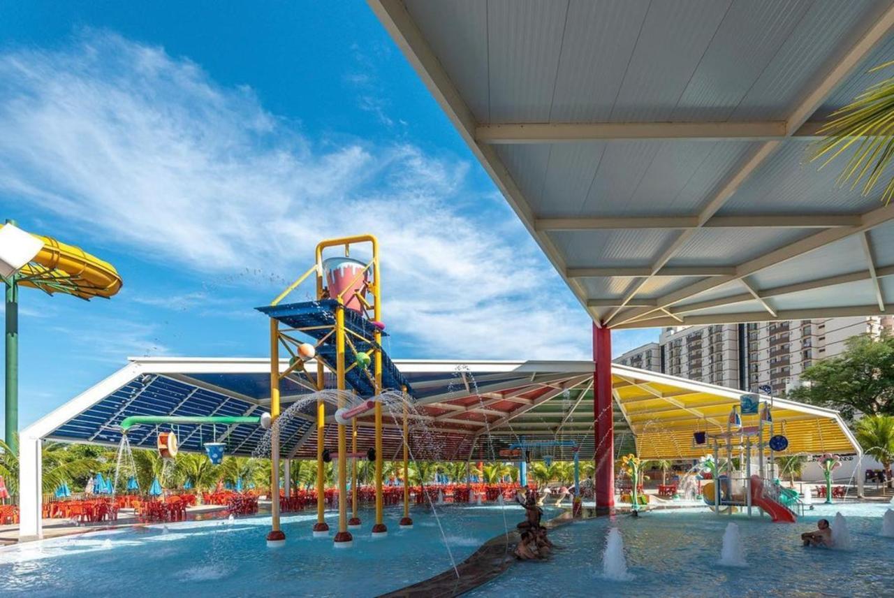 Apartamento Diroma Com Um Dia De Acesso No Diroma Acqua Park, *