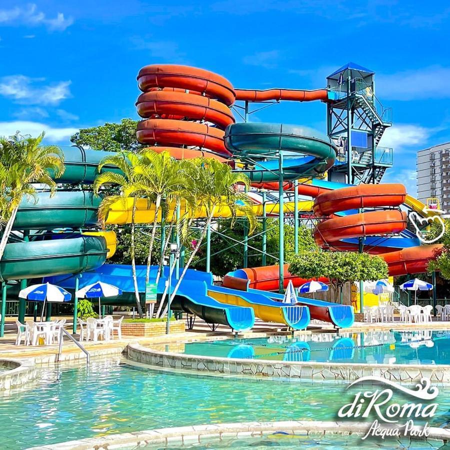 Apartamento Diroma Com Um Dia De Acesso No Diroma Acqua Park, Caldas Novas