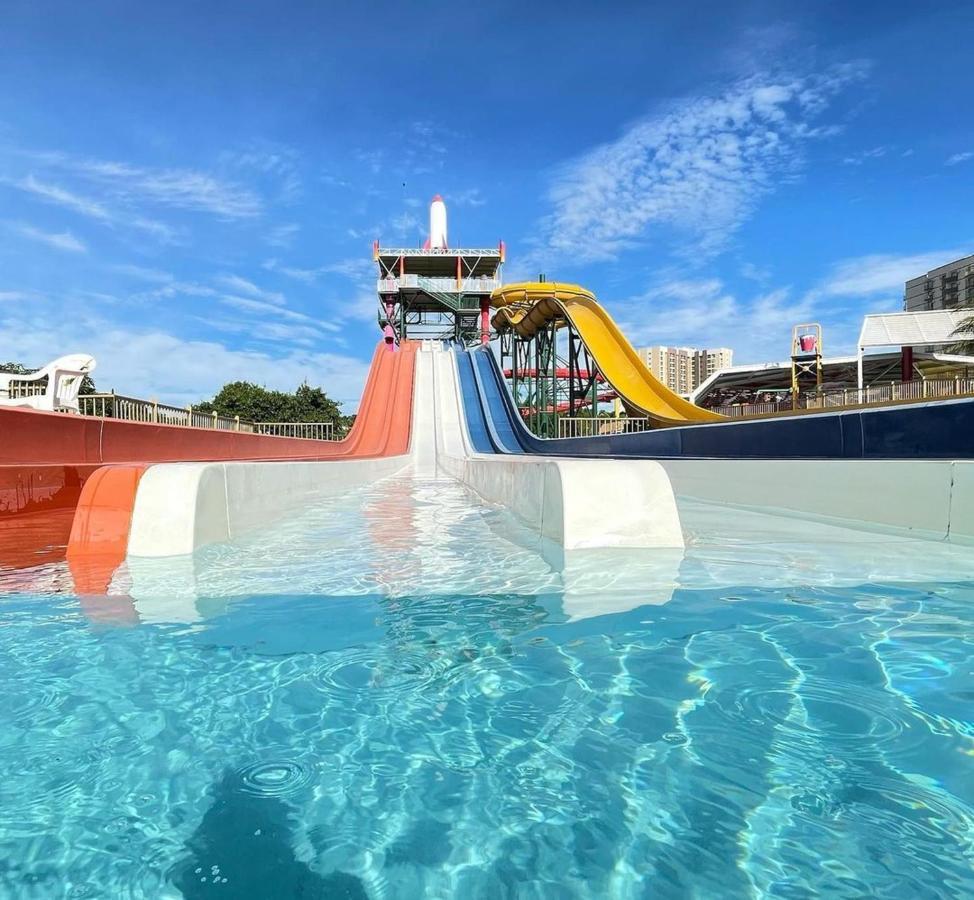 Diroma Com Um Dia De Acesso No Diroma Acqua Park, Caldas Novas